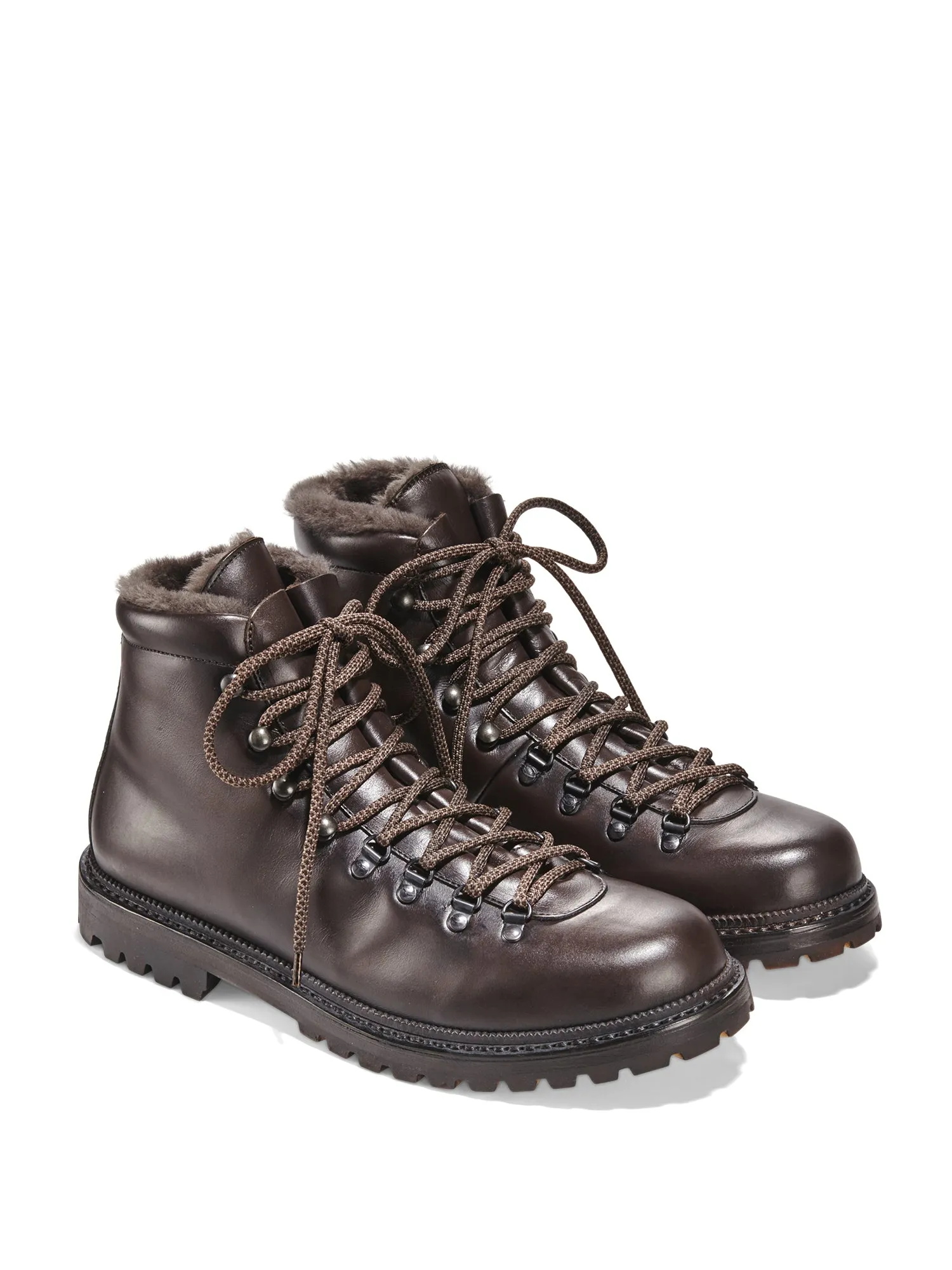 Sure! Heres an optimized title for the product: Mens Durable Waterproof Bachau Hiker Boot with Enhanced Traction.