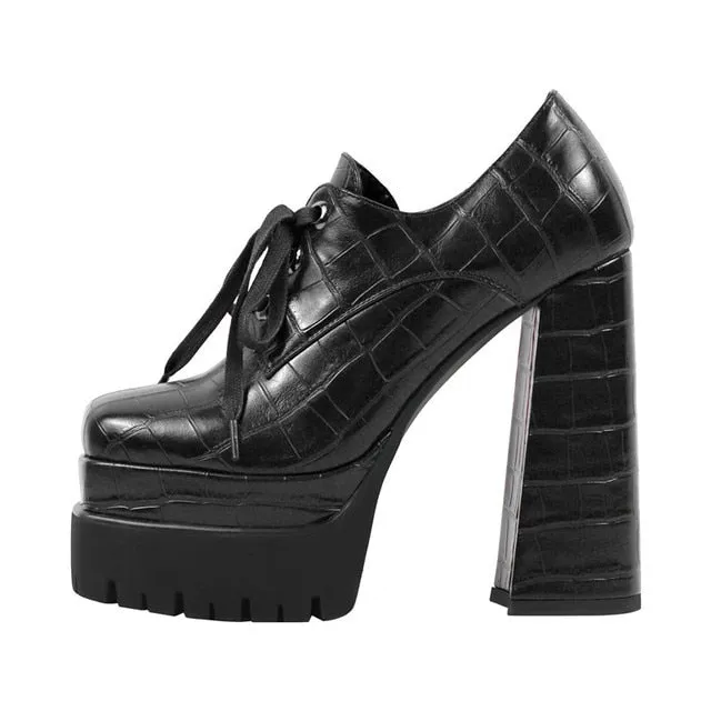 Pumps Queen Evva (Black)