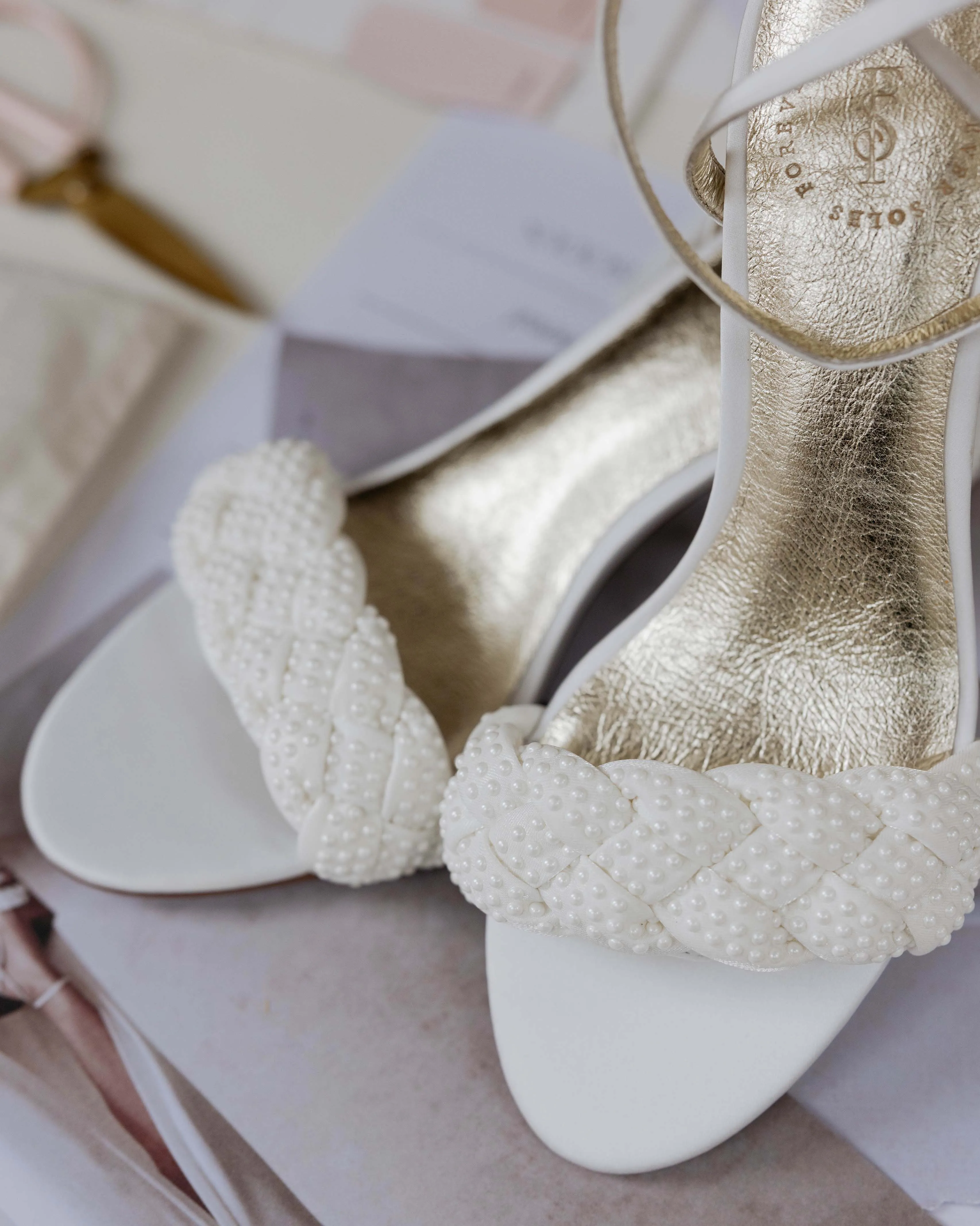 TRUE - PEARL WEDDING SANDALS WITH PLAIT TOE